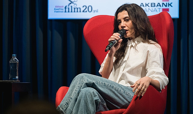 20. Akbank Kısa Film Festivali’nde Gökçe Bahadır söyleşisine sinemaseverlerden yoğun ilgi