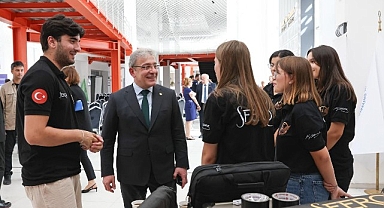 Dokuz Eylül Üniversitesinde ÜNİDES Zirvesi