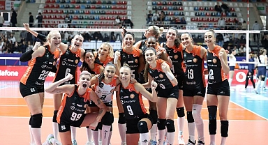 Eczacıbaşı Dynavit, deplasmanda galip