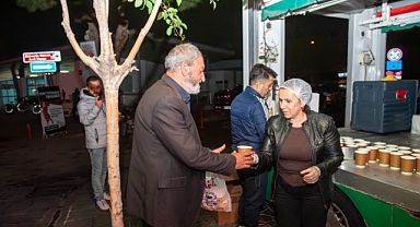 Karşıyaka’da soğuk sabahlara sıcak dokunuş: Çorba ikramı başladı