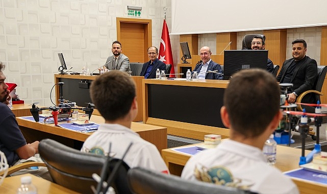 TEKNOFEST 2026’da Selçuklu’ya Gurur Yaşatan Takımlardan Başkan Pekyatırmacı’ya Ziyaret
